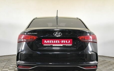 Hyundai Solaris II рестайлинг, 2021 год, 1 700 000 рублей, 4 фотография