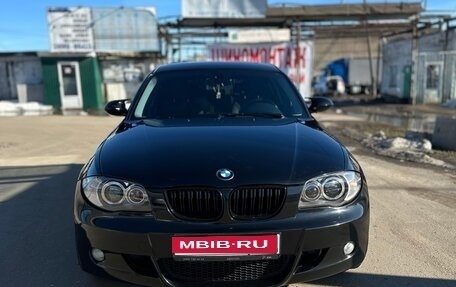 BMW 1 серия, 2008 год, 890 000 рублей, 1 фотография