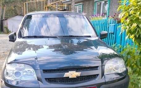 Chevrolet Niva I рестайлинг, 2012 год, 357 000 рублей, 1 фотография