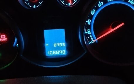 Chevrolet Cruze II, 2011 год, 650 000 рублей, 2 фотография