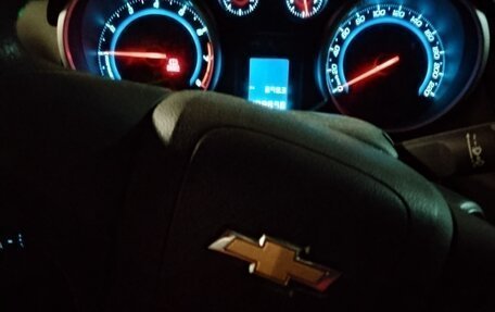 Chevrolet Cruze II, 2011 год, 650 000 рублей, 4 фотография