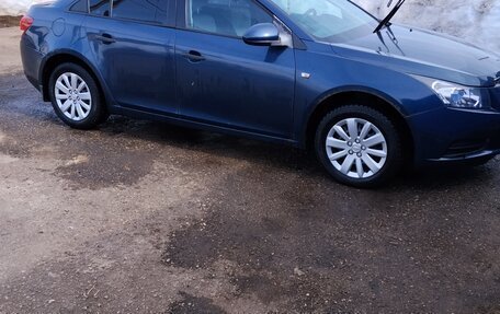 Chevrolet Cruze II, 2011 год, 650 000 рублей, 9 фотография