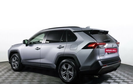 Toyota RAV4, 2022 год, 3 830 000 рублей, 7 фотография