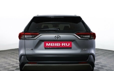 Toyota RAV4, 2022 год, 3 830 000 рублей, 6 фотография