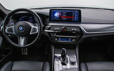 BMW 5 серия, 2020 год, 5 790 000 рублей, 12 фотография