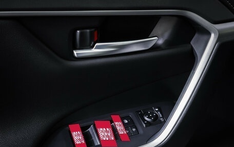 Toyota RAV4, 2022 год, 3 830 000 рублей, 18 фотография