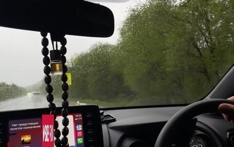 Toyota Yaris, 2020 год, 1 350 000 рублей, 3 фотография