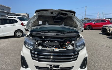 Toyota Roomy I, 2022 год, 1 150 000 рублей, 7 фотография