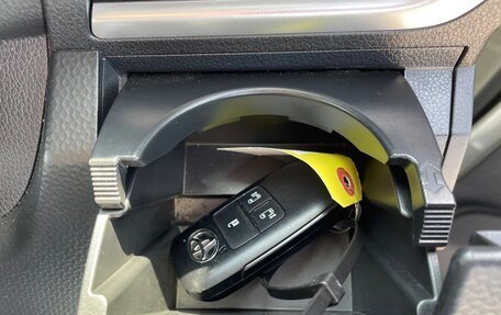 Toyota Roomy I, 2022 год, 1 150 000 рублей, 18 фотография