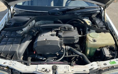 Mercedes-Benz C-Класс, 1996 год, 650 000 рублей, 6 фотография