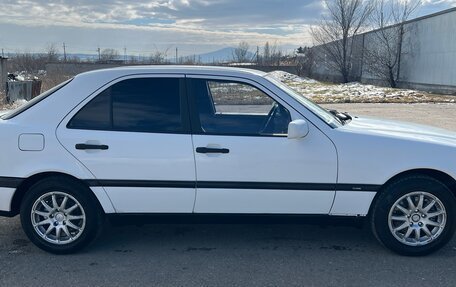 Mercedes-Benz C-Класс, 1996 год, 650 000 рублей, 2 фотография