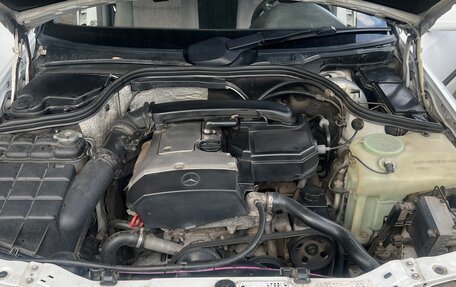 Mercedes-Benz C-Класс, 1996 год, 650 000 рублей, 19 фотография