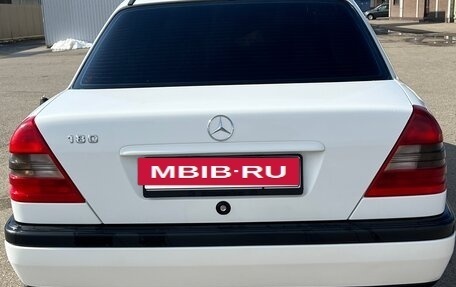 Mercedes-Benz C-Класс, 1996 год, 650 000 рублей, 4 фотография