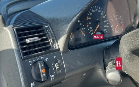 Mercedes-Benz C-Класс, 1996 год, 650 000 рублей, 8 фотография