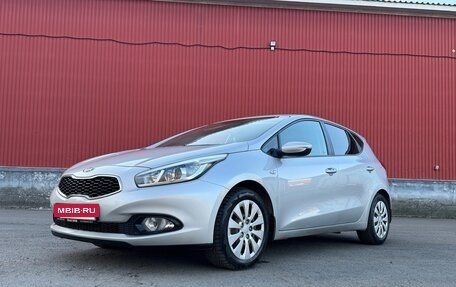 KIA cee'd III, 2014 год, 997 000 рублей, 29 фотография