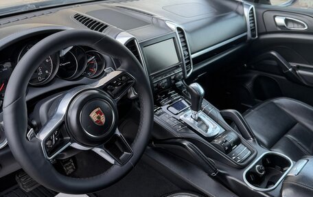 Porsche Cayenne III, 2014 год, 2 850 000 рублей, 10 фотография