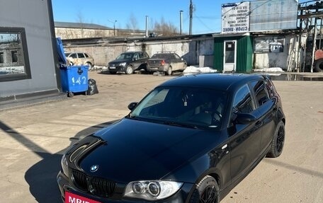 BMW 1 серия, 2008 год, 890 000 рублей, 6 фотография