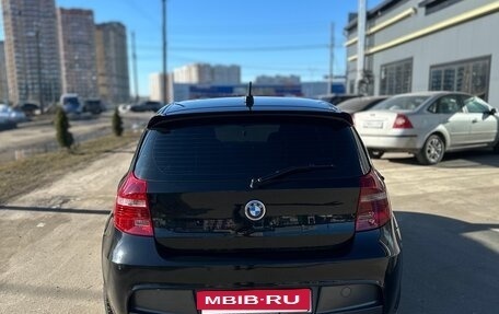 BMW 1 серия, 2008 год, 890 000 рублей, 4 фотография