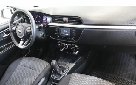 KIA Rio IV, 2018 год, 1 095 000 рублей, 5 фотография