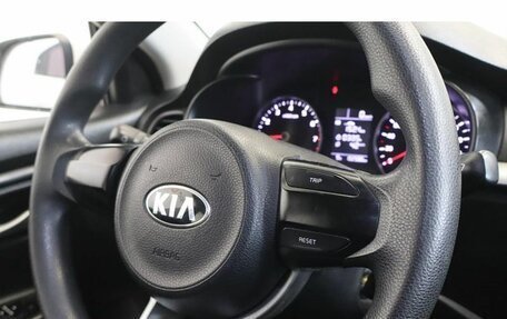 KIA Rio IV, 2018 год, 1 095 000 рублей, 8 фотография