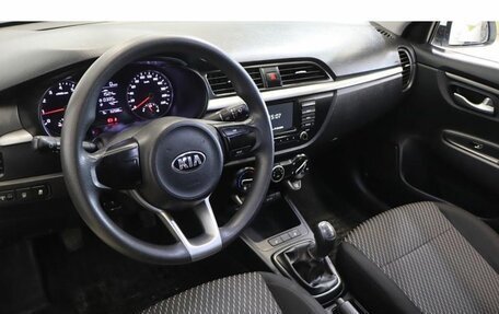 KIA Rio IV, 2018 год, 1 095 000 рублей, 6 фотография