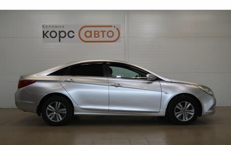 Hyundai Sonata VI, 2011 год, 969 000 рублей, 4 фотография