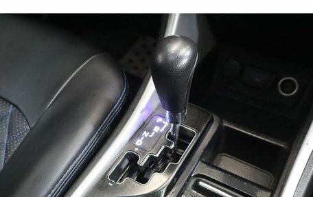 Hyundai Sonata VI, 2011 год, 969 000 рублей, 13 фотография