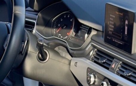 Audi A4, 2019 год, 2 350 000 рублей, 3 фотография