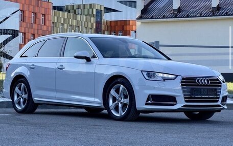 Audi A4, 2019 год, 2 350 000 рублей, 5 фотография