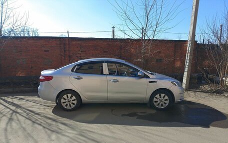 KIA Rio III рестайлинг, 2012 год, 420 000 рублей, 2 фотография