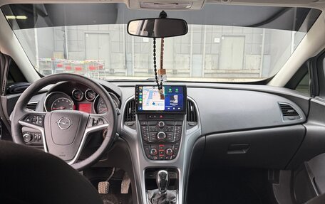 Opel Astra J, 2013 год, 1 050 000 рублей, 13 фотография