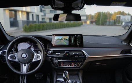 BMW 5 серия, 2021 год, 4 600 000 рублей, 14 фотография