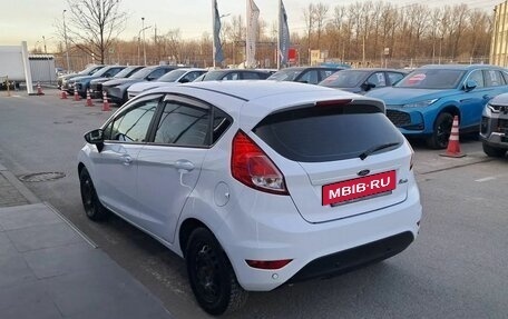 Ford Fiesta, 2016 год, 788 000 рублей, 8 фотография