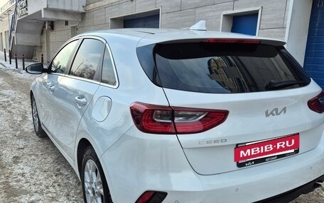 KIA cee'd III, 2022 год, 2 350 000 рублей, 14 фотография