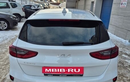 KIA cee'd III, 2022 год, 2 350 000 рублей, 16 фотография