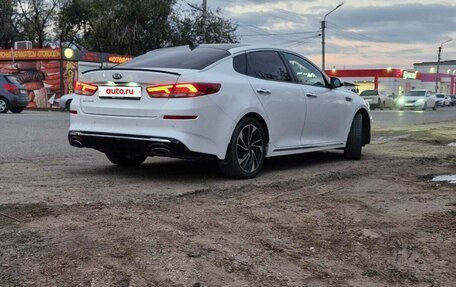 KIA Optima IV, 2019 год, 1 850 000 рублей, 2 фотография