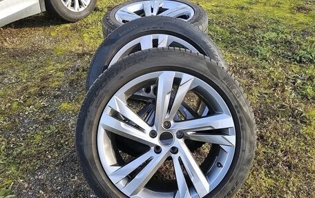 Volkswagen Tiguan II, 2022 год, 3 192 000 рублей, 6 фотография