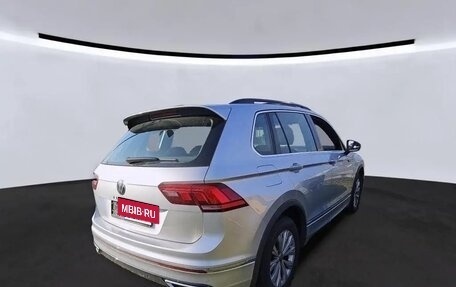 Volkswagen Tiguan II, 2022 год, 3 192 000 рублей, 4 фотография