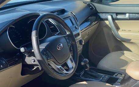 KIA Sorento II рестайлинг, 2013 год, 1 590 000 рублей, 12 фотография