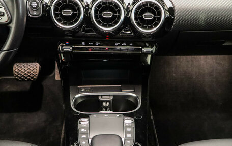 Mercedes-Benz CLA, 2020 год, 3 290 000 рублей, 9 фотография