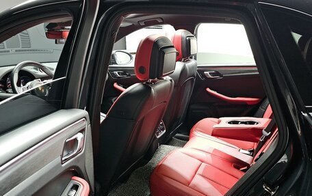 Porsche Macan I рестайлинг, 2021 год, 10 990 000 рублей, 12 фотография