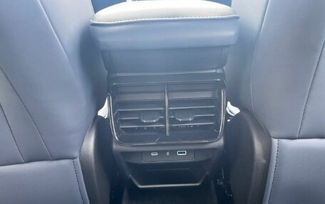 Geely Atlas, 2025 год, 3 970 990 рублей, 14 фотография