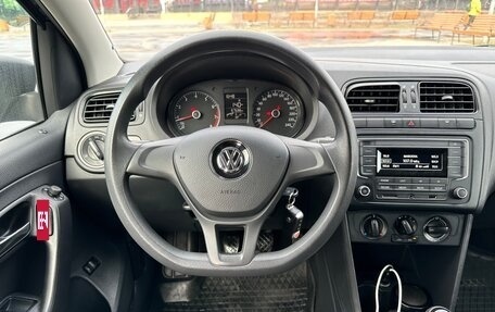 Volkswagen Polo VI (EU Market), 2017 год, 1 050 000 рублей, 20 фотография
