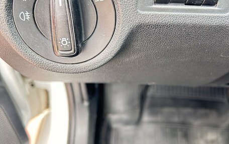 Skoda Rapid I, 2018 год, 900 000 рублей, 8 фотография