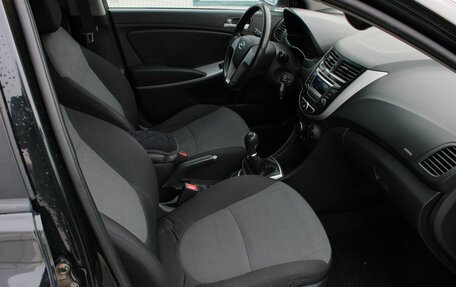 Hyundai Solaris II рестайлинг, 2013 год, 620 000 рублей, 17 фотография