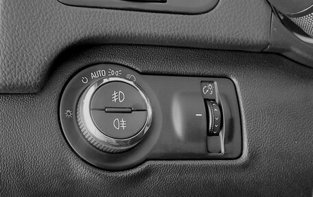 Opel Insignia II рестайлинг, 2013 год, 920 000 рублей, 8 фотография