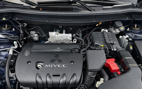 Mitsubishi Outlander III рестайлинг 3, 2013 год, 1 080 000 рублей, 13 фотография