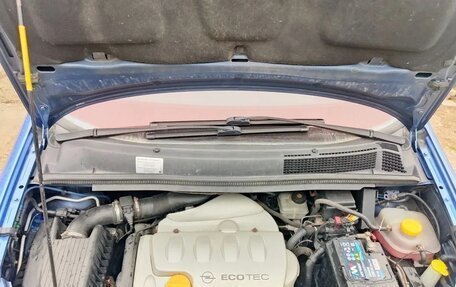 Opel Zafira A рестайлинг, 2002 год, 390 000 рублей, 10 фотография