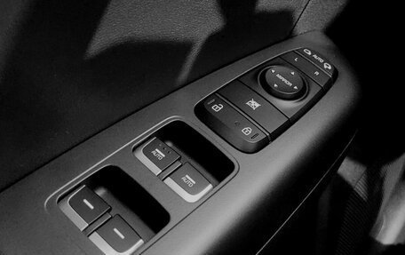 KIA Sportage IV рестайлинг, 2019 год, 2 085 000 рублей, 10 фотография