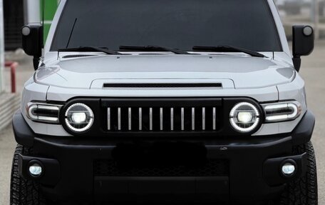 Toyota FJ Cruiser, 2015 год, 3 990 000 рублей, 3 фотография